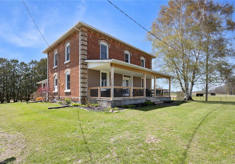 1724-norfolk-county-road-21-delhi-ontario-40808157