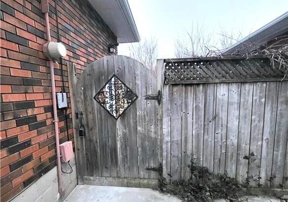 230-helena-avenue-stoney-creek-ontario-40808165