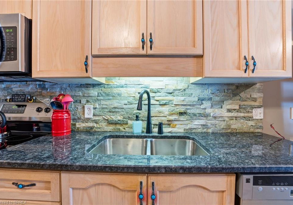 9-millcroft-drive-simcoe-ontario-40808212