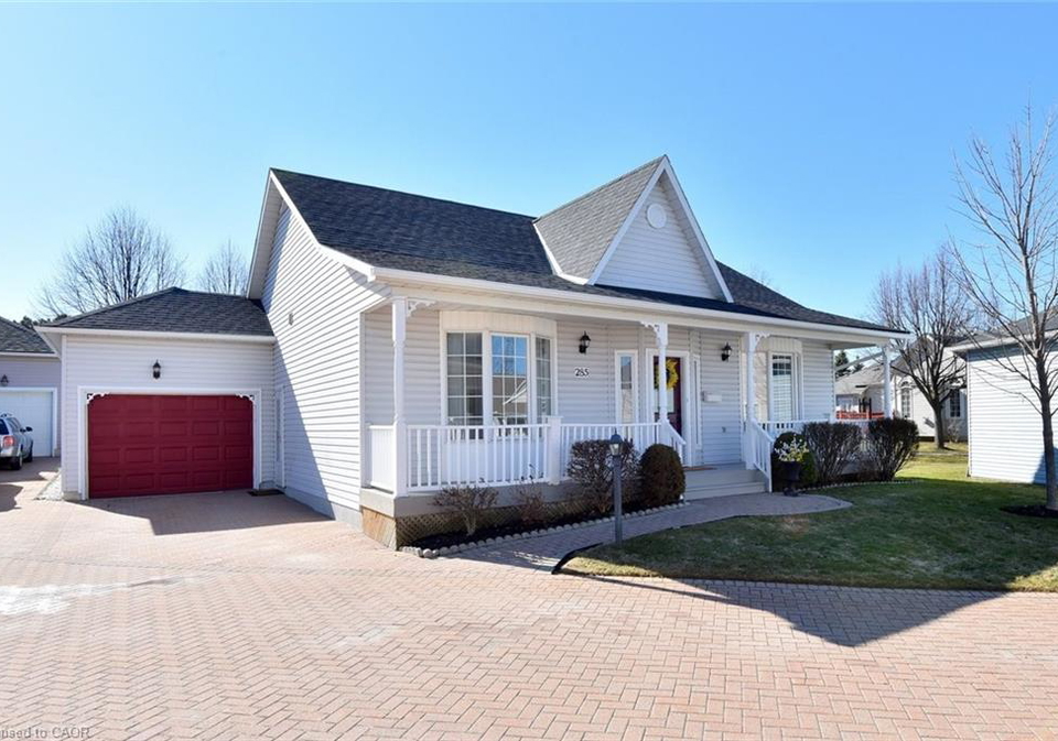 285-silverbirch-boulevard-mount-hope-ontario-40808214