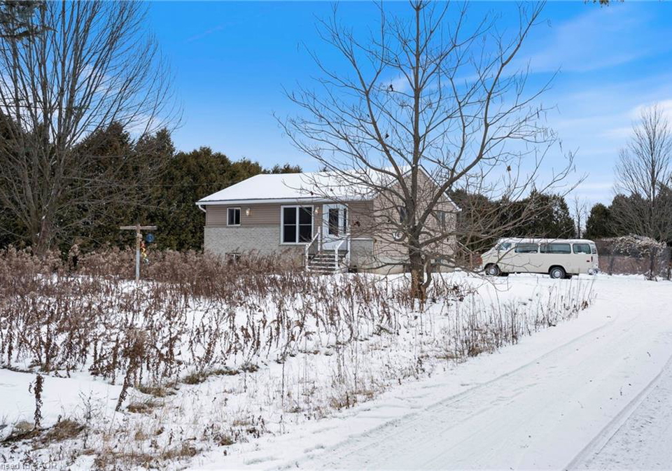 2118-turkey-point-road-simcoe-ontario-40808218