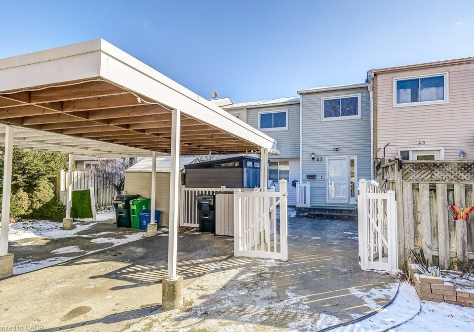 42-frobisher-court-cambridge-ontario-40808241