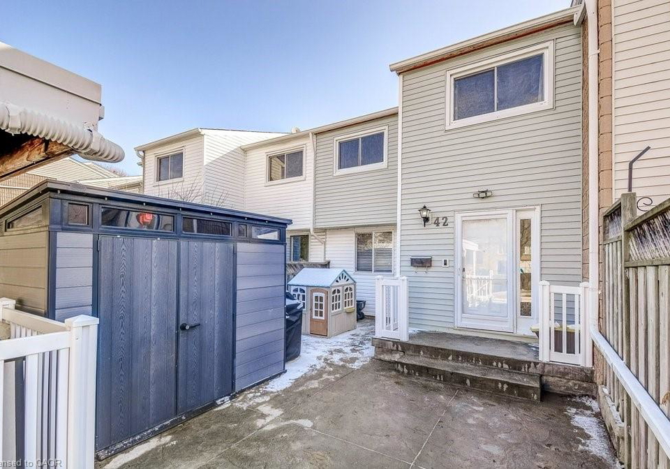 42-frobisher-court-cambridge-ontario-40808241