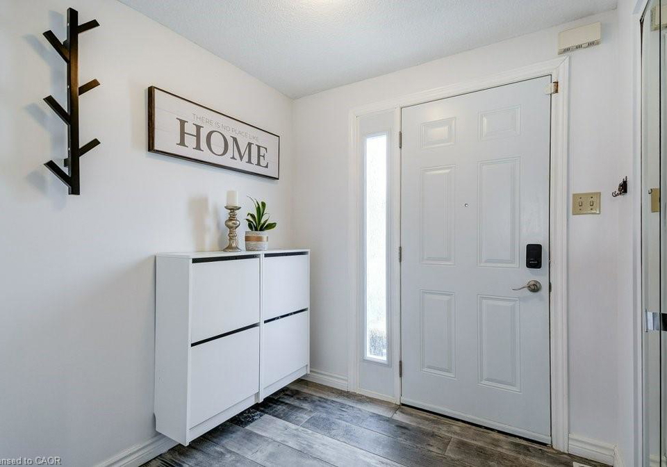 42-frobisher-court-cambridge-ontario-40808241