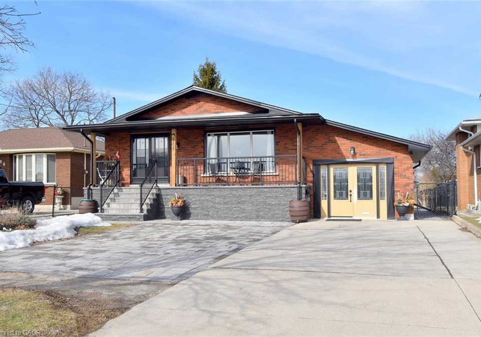 682-mohawk-road-w-hamilton-ontario-40808253