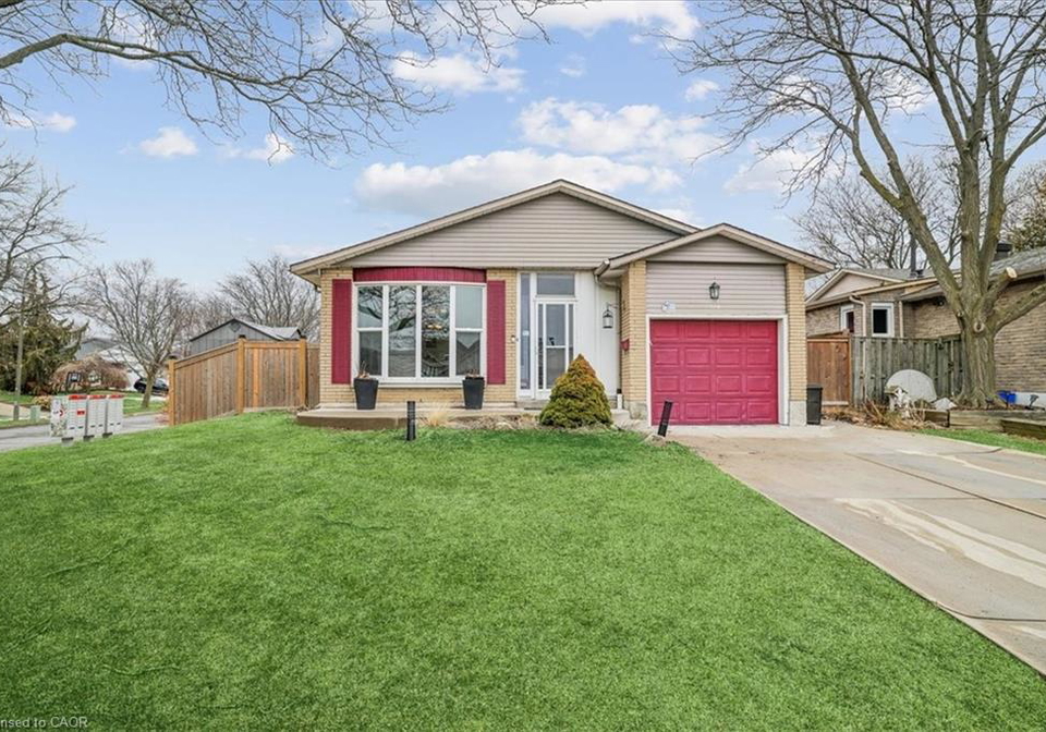 179-athenia-drive-stoney-creek-ontario-40808263