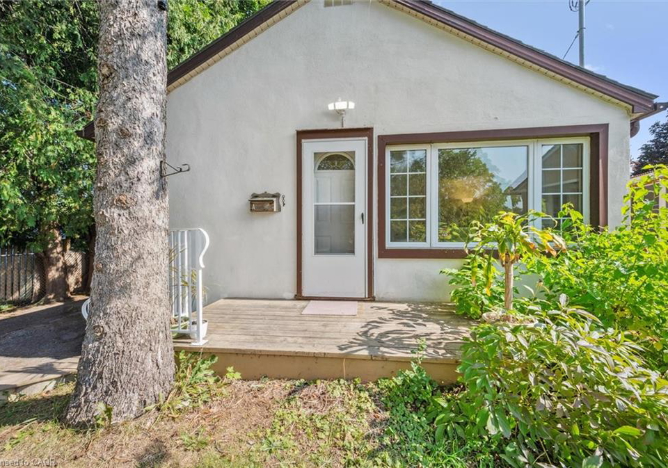 321-vine-street-cambridge-ontario-40808468