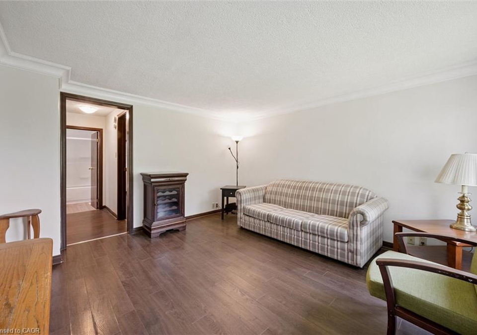 321-vine-street-cambridge-ontario-40808468