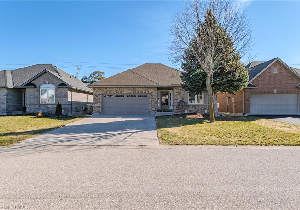 85-mann-avenue-simcoe-ontario-40808471