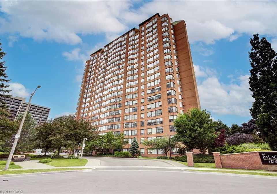 1270-maple-crossing-boulevard-burlington-ontario-40808477