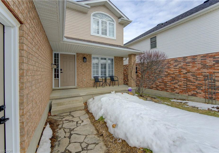 168-bridgewater-crescent-waterloo-ontario-40808486