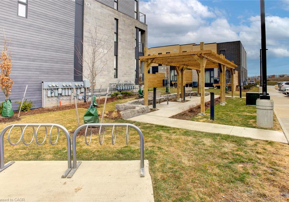 261-woodbine-avenue-kitchener-ontario-40808490