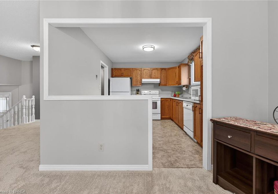 104-viscount-road-brantford-ontario-40808524