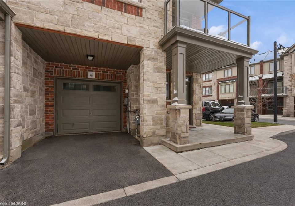 4-andruss-lane-ancaster-ontario-40808560