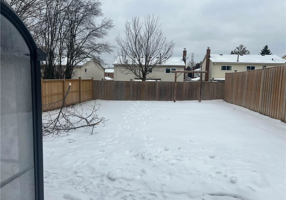 79-golden-meadow-crescent-kitchener-ontario-40808626