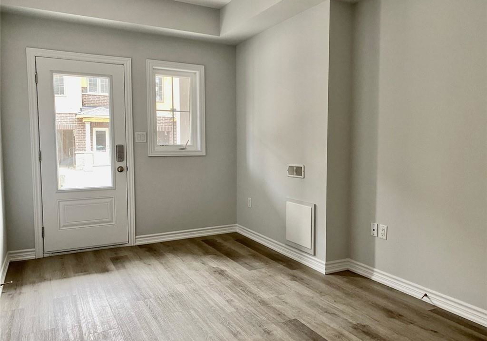 124-compass-trail-cambridge-ontario-40808633