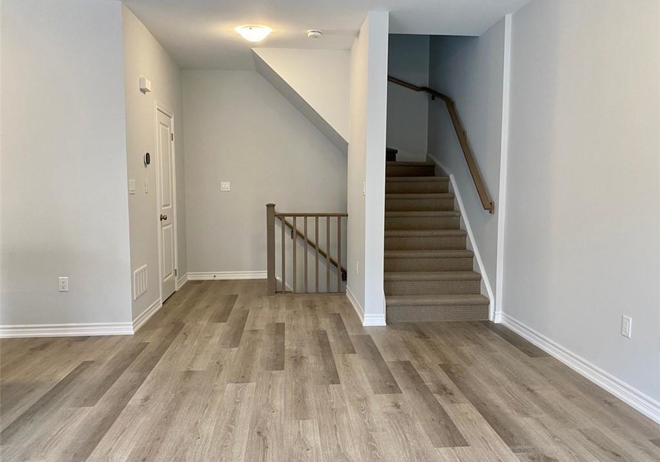 124-compass-trail-cambridge-ontario-40808633