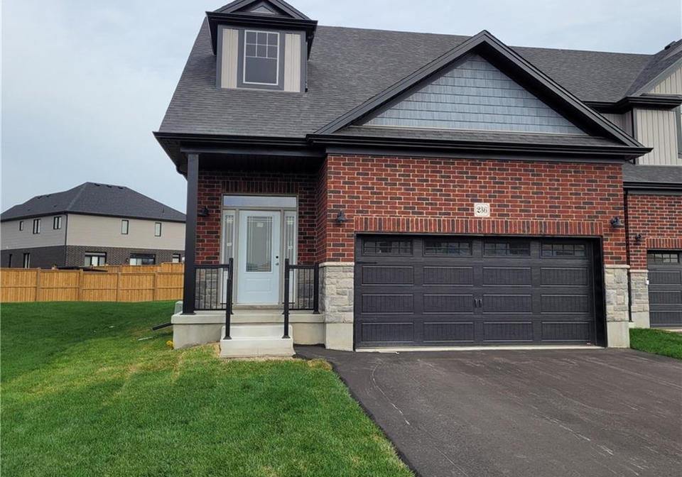 236-applewood-street-plattsville-ontario-40808660