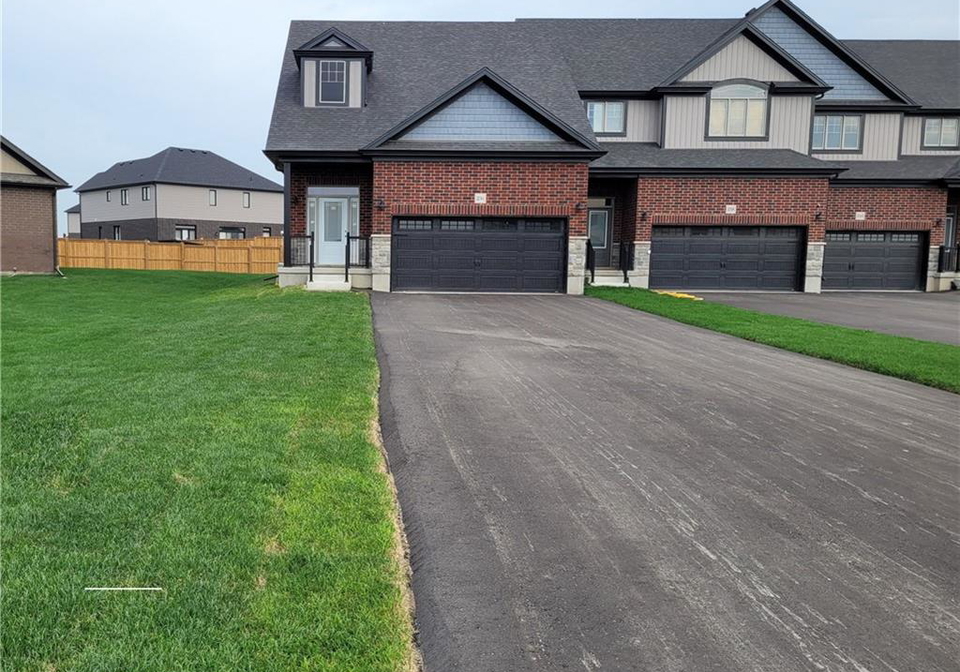 236-applewood-street-plattsville-ontario-40808660