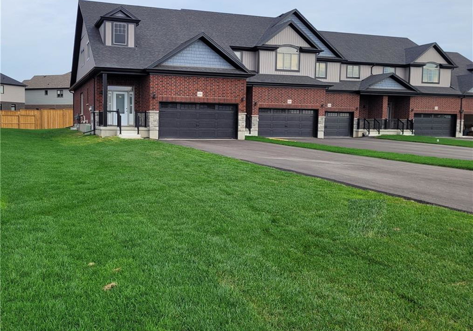 236-applewood-street-plattsville-ontario-40808660