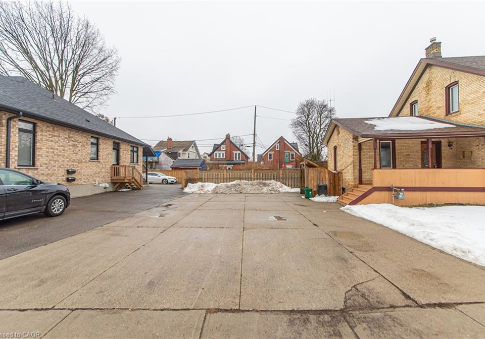 164-lancaster-street-e-kitchener-ontario-40808665