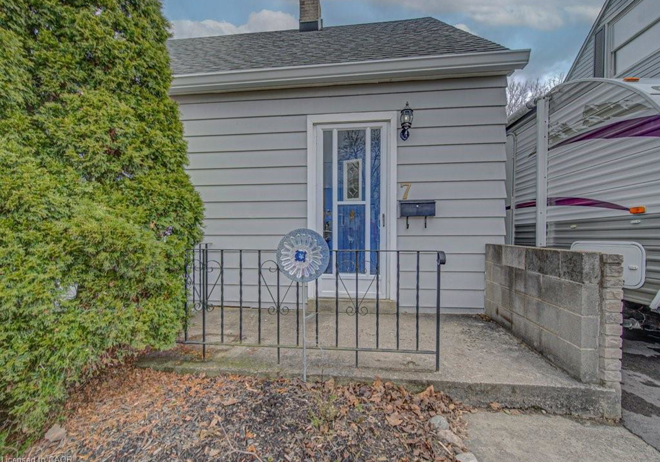 7-second-avenue-cambridge-ontario-40808689
