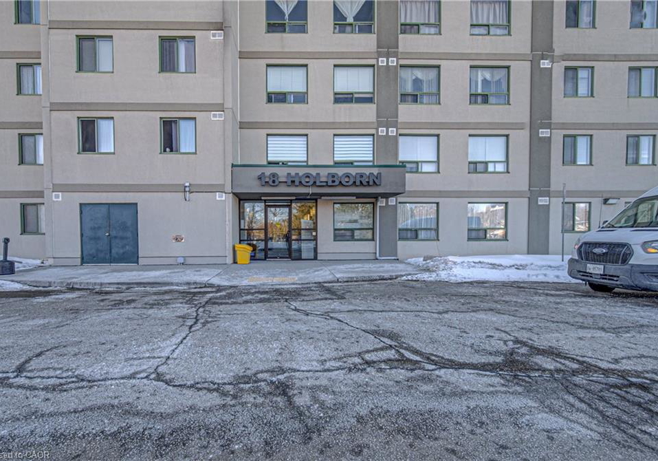 18-holborn-court-kitchener-ontario-40808725
