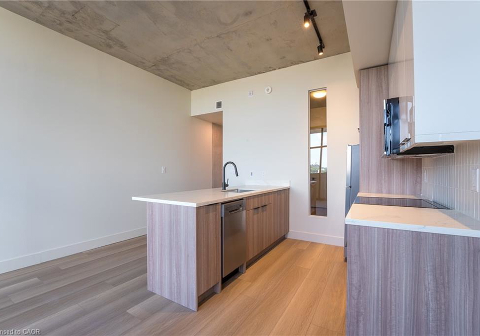 24-augusta-street-hamilton-ontario-40808774