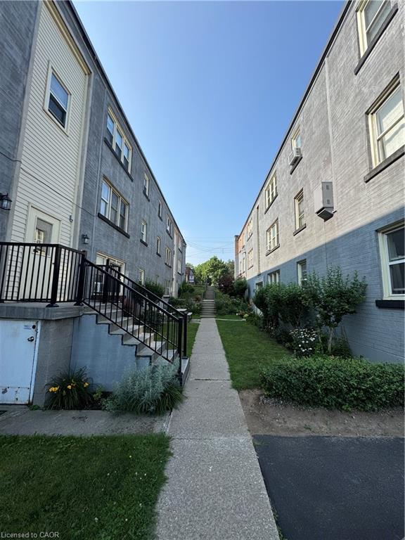 1755-king-street-hamilton-ontario-40808927