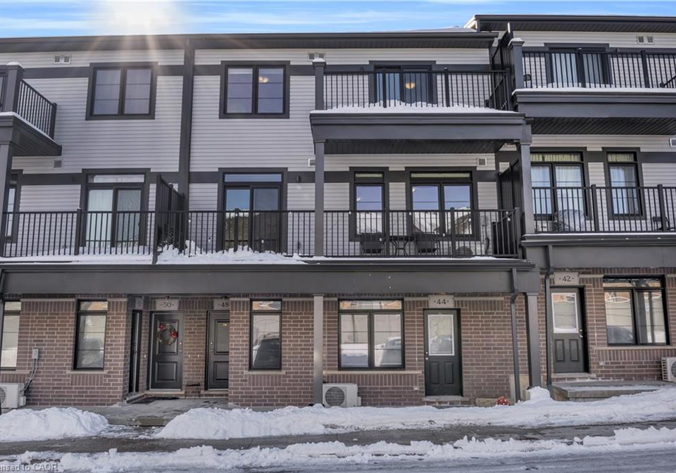 46-oat-lane-kitchener-ontario-40809030