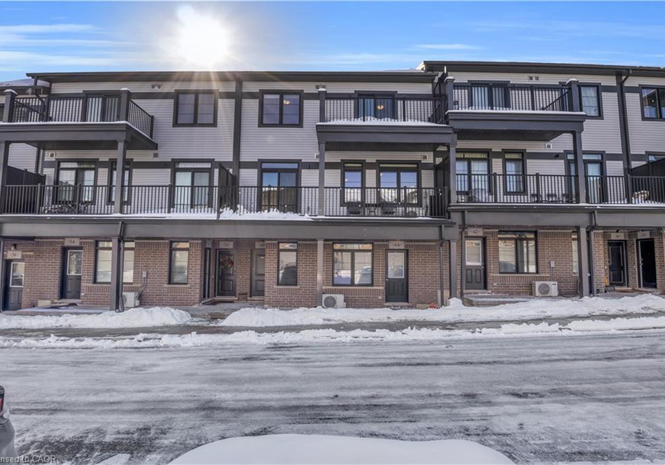 46-oat-lane-kitchener-ontario-40809030