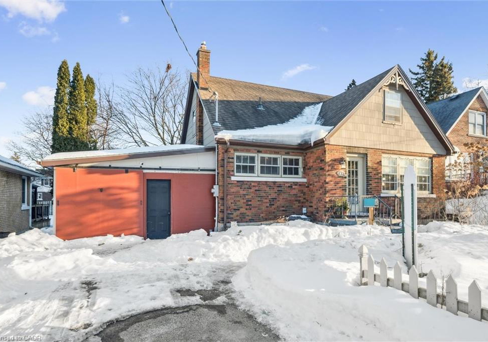 1135-queens-boulevard-kitchener-ontario-40809052