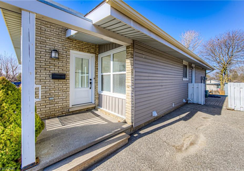 511-strasburg-road-kitchener-ontario-40809068