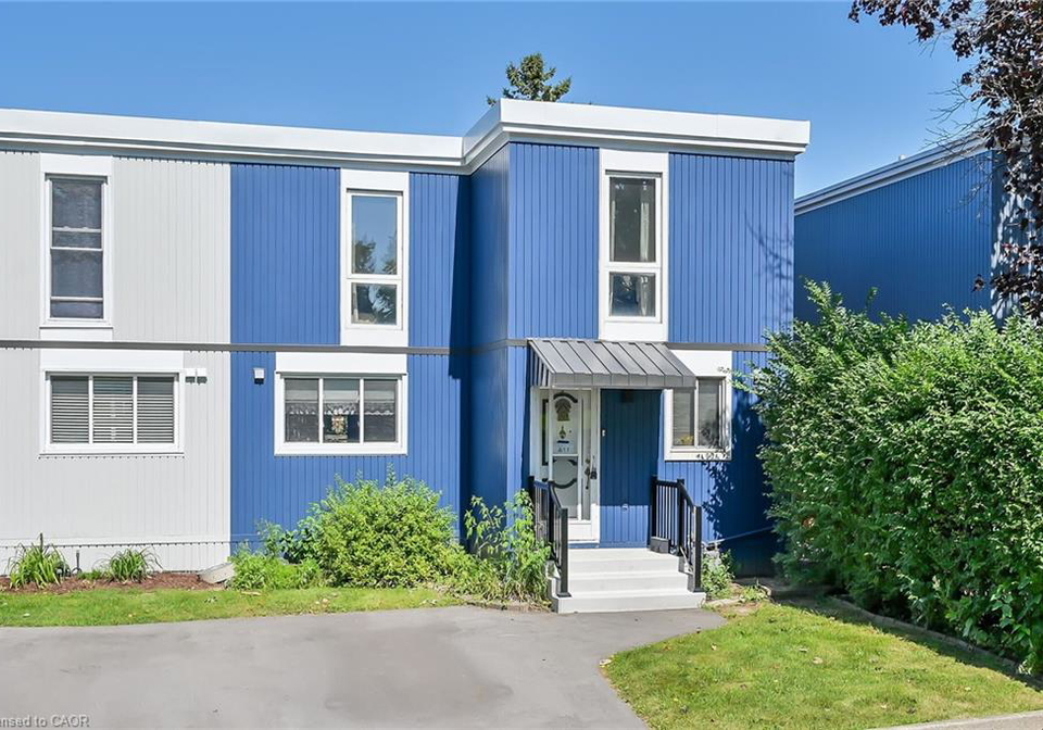 25-britten-close-hamilton-ontario-40809076