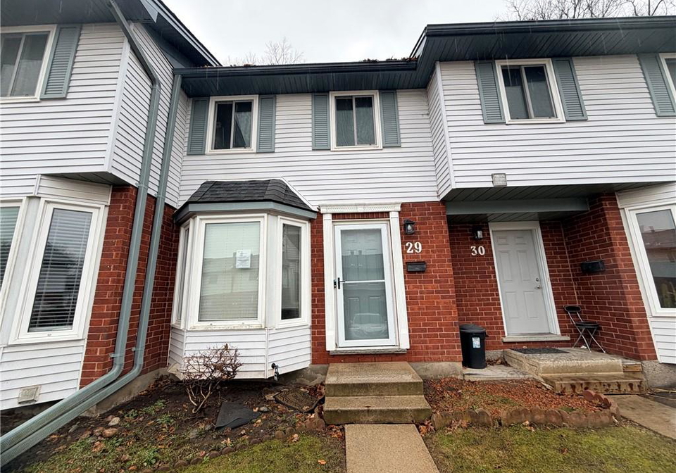 219-kingswood-drive-kitchener-ontario-40809144