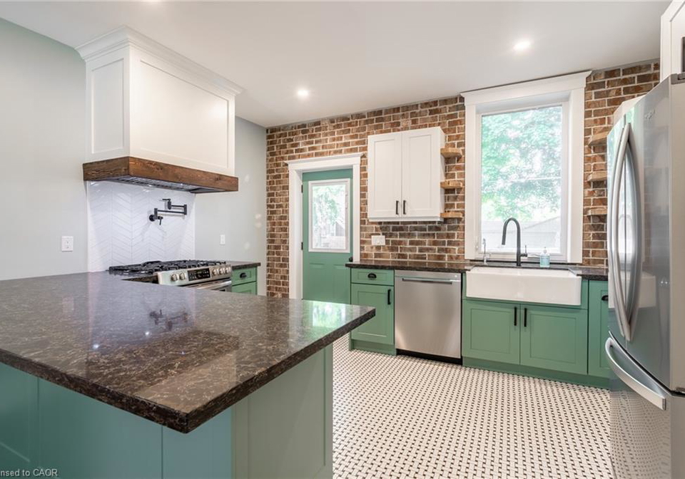 11-lorne-avenue-hamilton-ontario-40809195