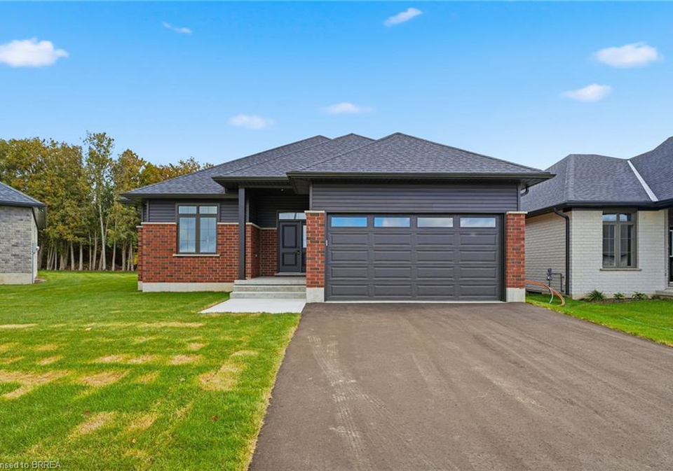 146-vanrooy-trail-waterford-ontario-40809218