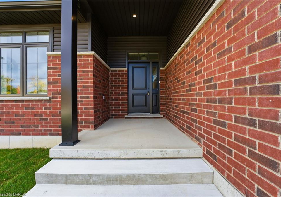 146-vanrooy-trail-waterford-ontario-40809218