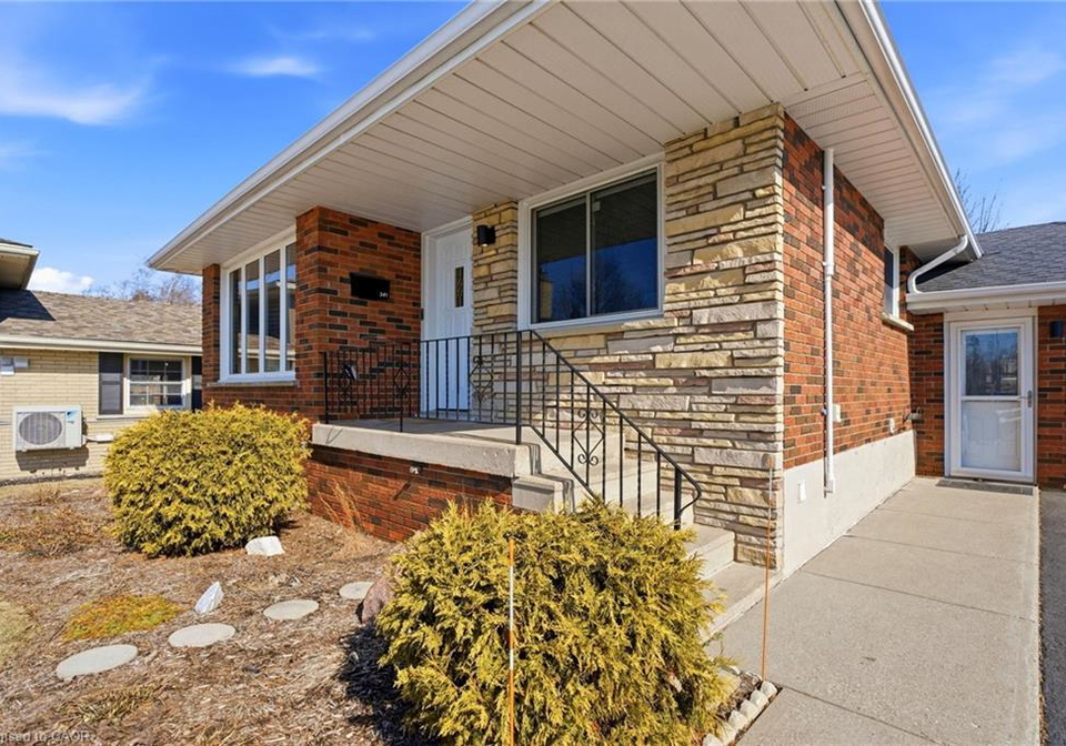 341-terrace-hill-street-brantford-ontario-40809225
