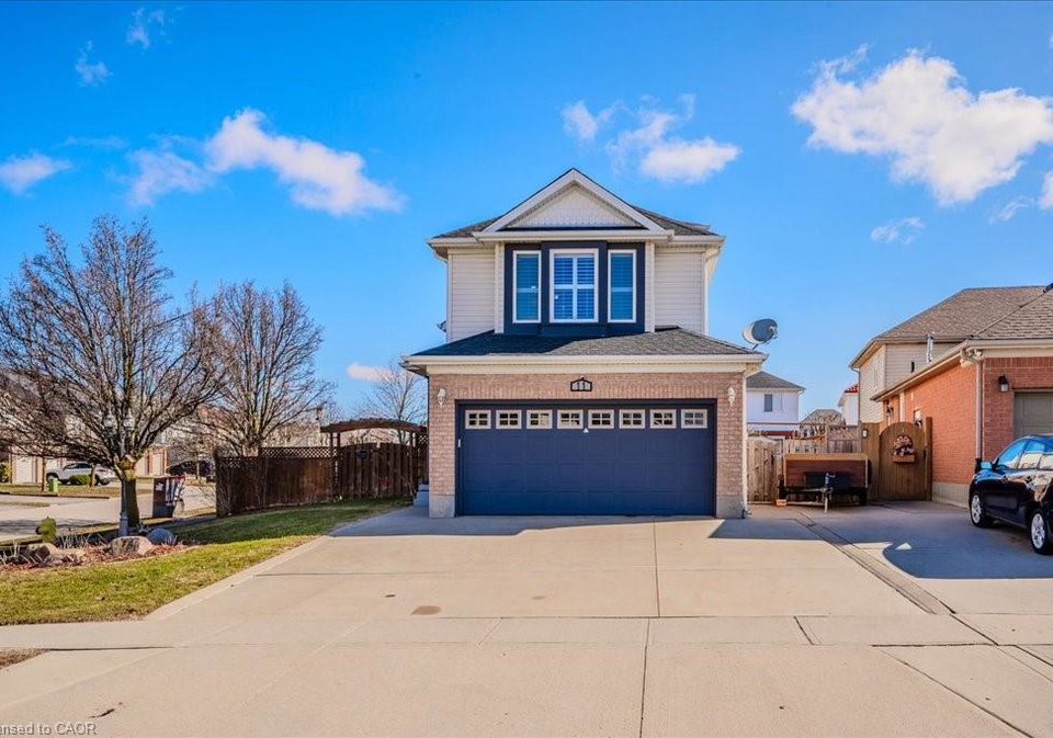 11-acorn-way-cambridge-ontario-40809273