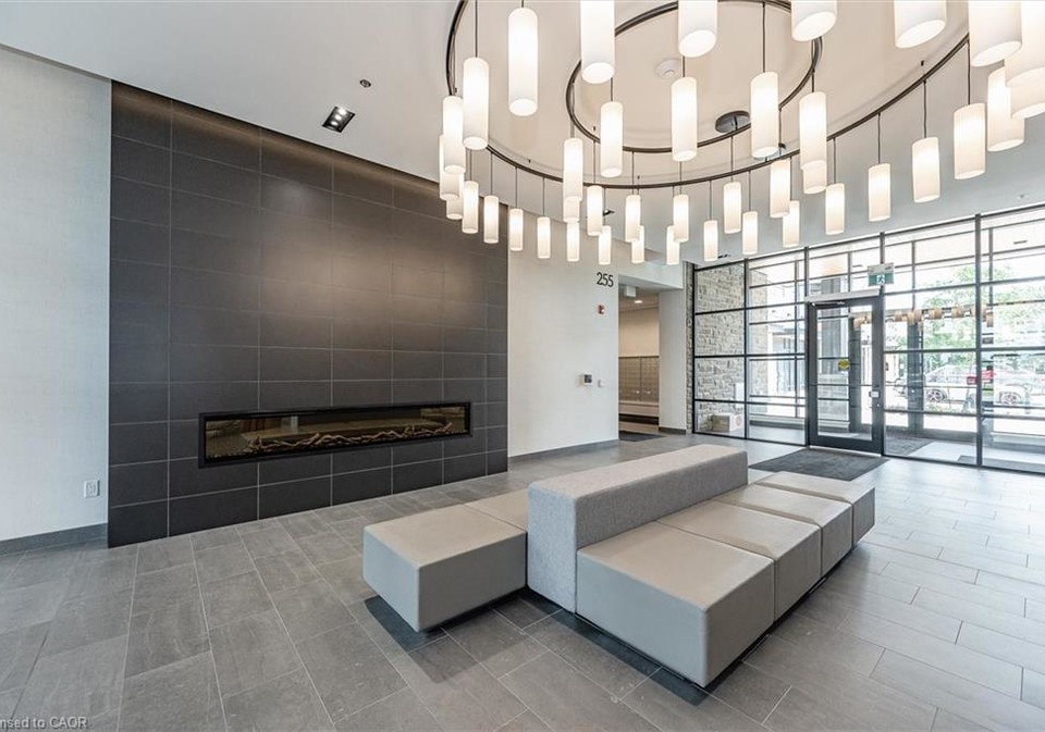 251-northfield-drive-e-waterloo-ontario-40809282