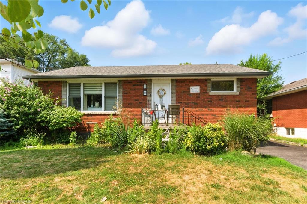 90-toby-crescent-hamilton-ontario-40809309