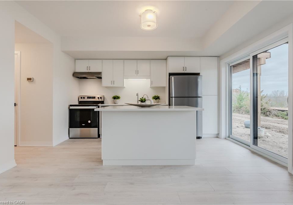 15-stauffer-woods-trail-kitchener-ontario-40809345