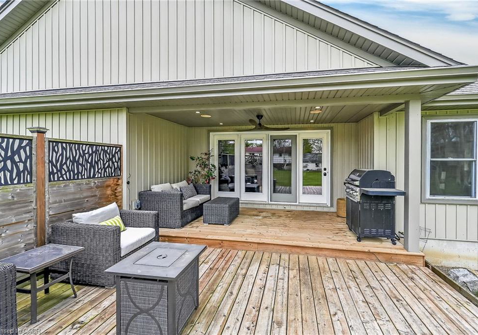 3-walnut-street-hagersville-ontario-40809351
