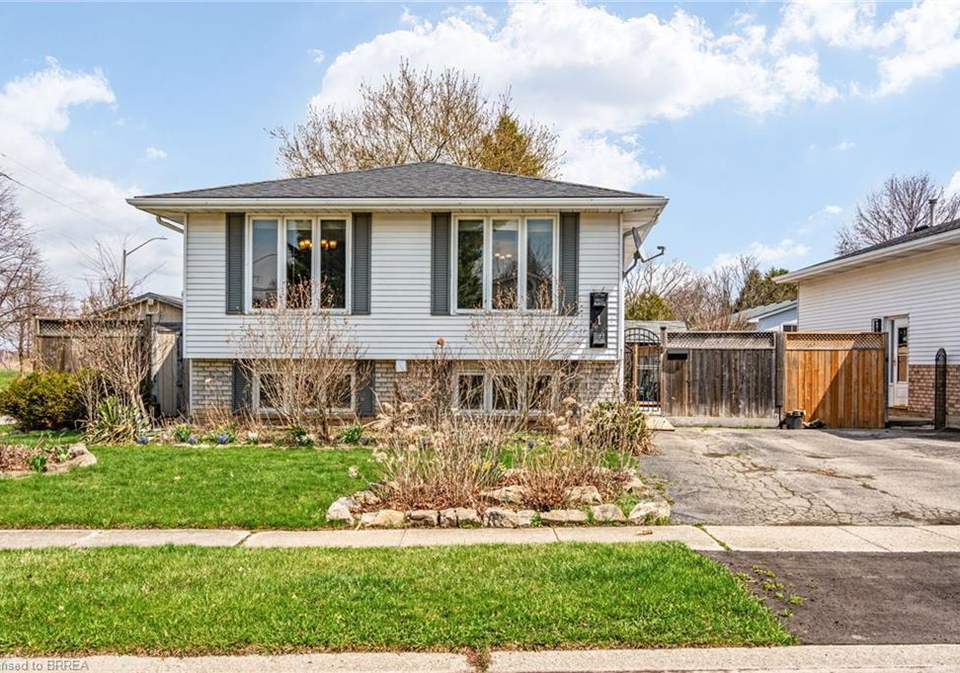 1-osijek-crescent-brantford-ontario-40809461