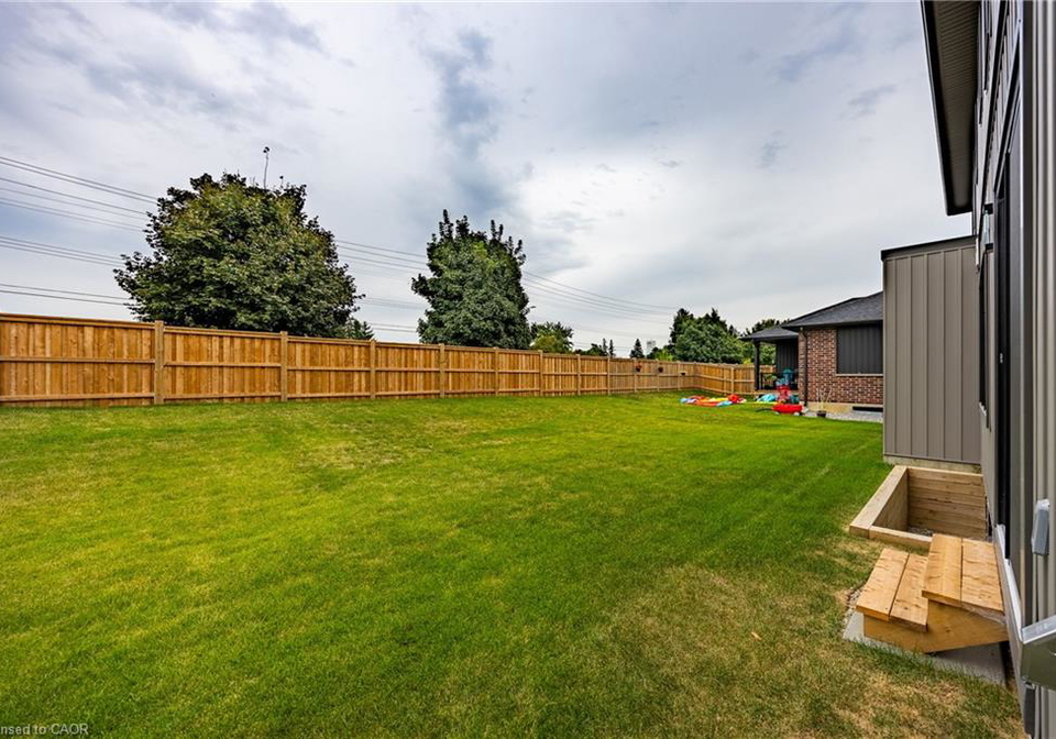 103-amber-street-waterford-ontario-40809465