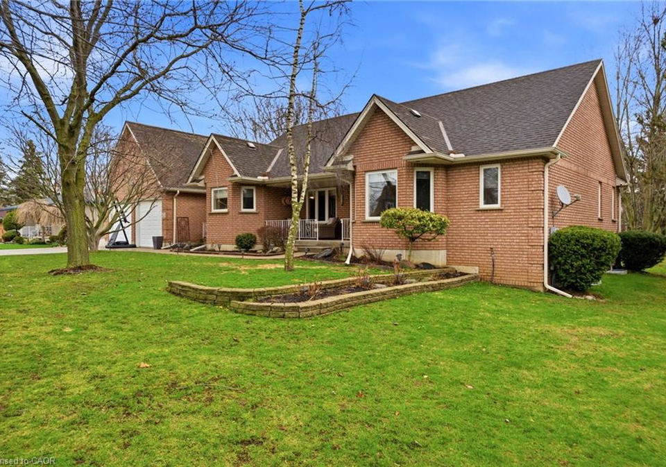 57-curtis-avenue-s-paris-ontario-40809484