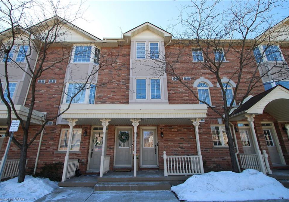 4045-upper-middle-road-burlington-ontario-40809501