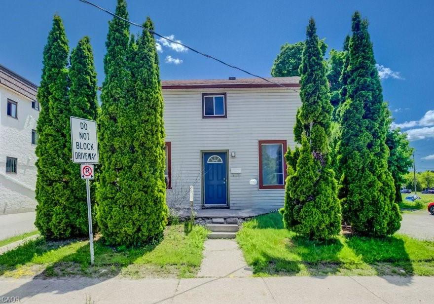 11-simcoe-street-cambridge-ontario-40809507