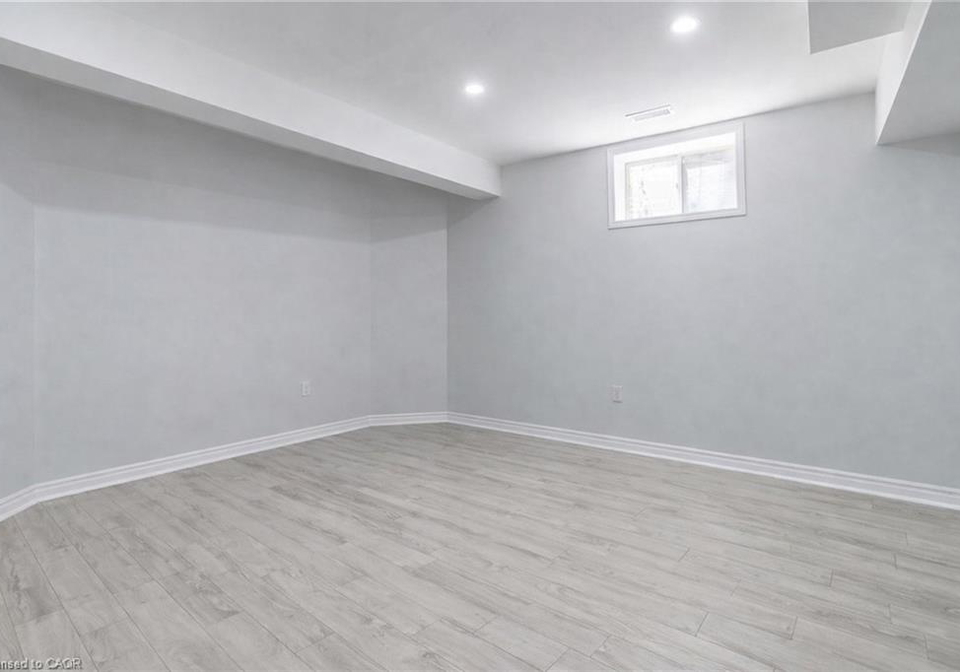 92-helena-feasby-street-kitchener-ontario-40809513